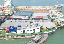 জাহাজে গম নিয়ে ৩৪ দিন ধরে ভাসছি, আমদানিকারক খালাস করছে না