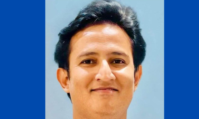 রাস্তায় ফেলে স্ত্রীকে প্রকাশ্যে জবাই করে হত্যা (2)