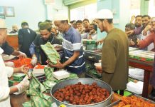 প্রথম দিনেই জমজমাট নগরীর ইফতার বাজার