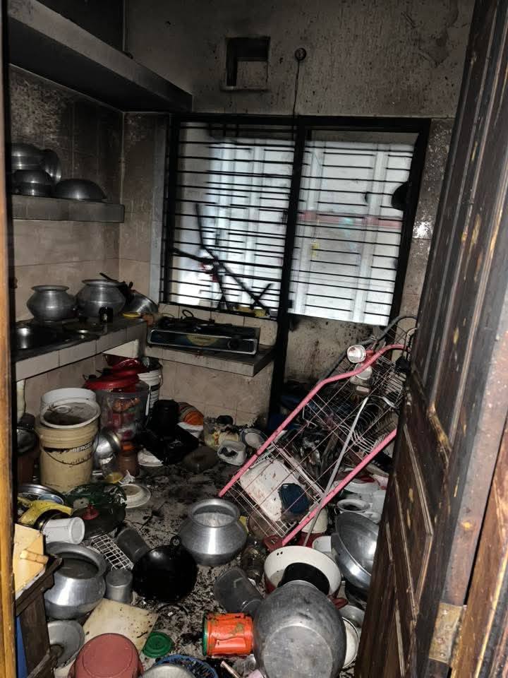 চট্টগ্রামে গ্যাস বিস্ফোরণ: নিহত বেড়ে ৫ – দৈনিক আজাদী চট্টগ্রামে গ্যাস বিস্ফোরণ: নিহত বেড়ে ৫ – দৈনিক আজাদী