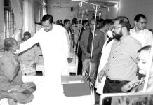 মানসম্মত ও মানবিক স্বাস্থ্যসেবা নিশ্চিতে কাজ করব