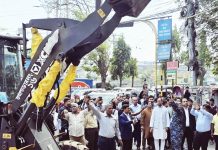 চট্টগ্রামকে বিলবোর্ডমুক্ত করার ঘোষণা সিটি মেয়রের