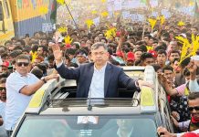 ফলাফল হাতে না পাওয়া পর্যন্ত কেন্দ্র ছাড়বেন না