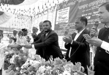 কেশুয়া উচ্চ বিদ্যালয়ে পুরস্কার বিতরণ