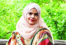 যাঁর স্নেহ-ভালোবাসার ফল্গুধারায় সিক্ত আমাদের শৈশব- কৈশোর