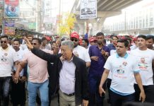 কোনটা সত্য, কোনটা মিথ্যা মানুষ বোঝে : খসরু