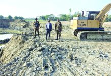 রাউজানে ৪ ভেকু জব্দ, সাড়ে ৬ লাখ টাকা জরিমানা