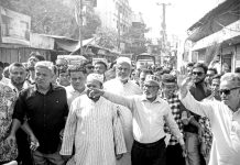 পতেঙ্গায় বিএনপির প্রার্থী আমীর খসরুর গণসংযোগ