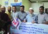 রাউজান ক্লাবের ইফতার সামগ্রী বিতরণ