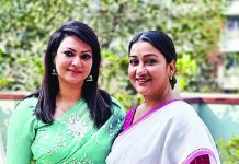 সাত বছর পর একসঙ্গে দীপা ও রিচি