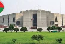 ছোট পরিসরে মন্ত্রিসভা, নবীন-প্রবীণের সমন্বয়