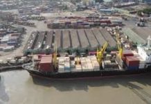 কর্মবিরতির চাপ কাটিয়ে রেকর্ড জাহাজ হ্যান্ডলিং