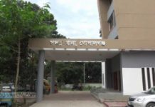 প্রেমিকের প্ররোচনায় তিন বছরের শিশুকে শ্বাসরোধ করে হত্যা করেন মা