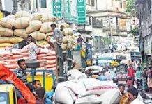 খাতুনগঞ্জে ‘ডিও স্লিপ’ বাণিজ্য থামছে না