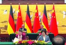 চীন সফরে জার্মান চ্যান্সেলর, নিবিড় অর্থনৈতিক সহযোগিতার প্রত্যাশা