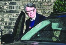 যুক্তরাজ্যের সাবেক রাষ্ট্রদূত ম্যান্ডেলসন গ্রেপ্তার