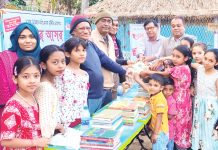 মীরসরাইয়ে রোকেয়া সাত্তার স্মৃতি পাঠাগারে একুশের ছড়ার আসর