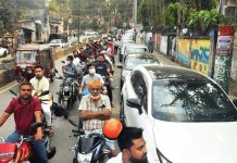 যানবাহনে তেল বিক্রির সীমা নির্ধারণ