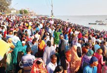 ঈদের ছুটিতে বিনোদন কেন্দ্রে দর্শনার্থীদের উপচে পড়া ভিড়