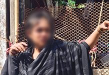 চুরির অভিযোগে নারীকে খুঁটিতে বেঁধে হেনস্তা