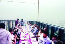 টাউন হল রেস্টুরেন্টে ৪৪ আইটেমের আয়োজন