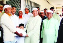 পটিয়ায় পাঁচ হাজার পরিবার পেল কেডিএস গ্রুপের বিনামূল্যের চাল