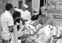 ২০০ দরিদ্র মানুষের মাঝে খাদ্যসামগ্রী দিল সতেজ