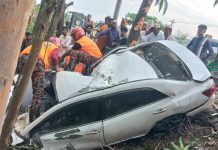 মীরসরাইয়ে গাছের সঙ্গে গাড়ির ধাক্কা, চালক নিহত