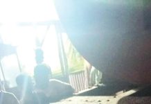 ষোলশহরে রেলের ওয়াগনের বগি লাইনচ্যুত