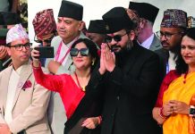 বালেন্দ্র শাহের কাছে নিজ আসনে হারলেন নেপালের সাবেক প্রধানমন্ত্রী