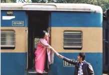 আট দিনেই ২ কোটির ক্লাবে ‘বনলতা এক্সপ্রেস’