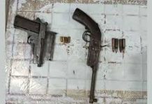 রোহিঙ্গা ক্যাম্পে অস্ত্র ও সামরিক সরঞ্জাম উদ্ধার