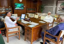 প্রধানমন্ত্রীর সঙ্গে বিরোধীদলীয় নেতার সৌজন্য সাক্ষাৎ