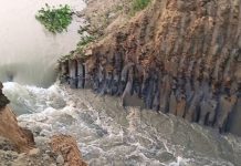 মাটি কাটা বন্ধ করতে কেটে দিয়েছে কৃত্রিম বাঁধ