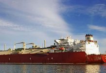 এলএনজি ও এলপিজি নিয়ে দুটি জাহাজ এলো চট্টগ্রাম বন্দরে