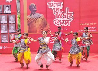 ‘রাস্তা জুড়ে রোদ হোক’