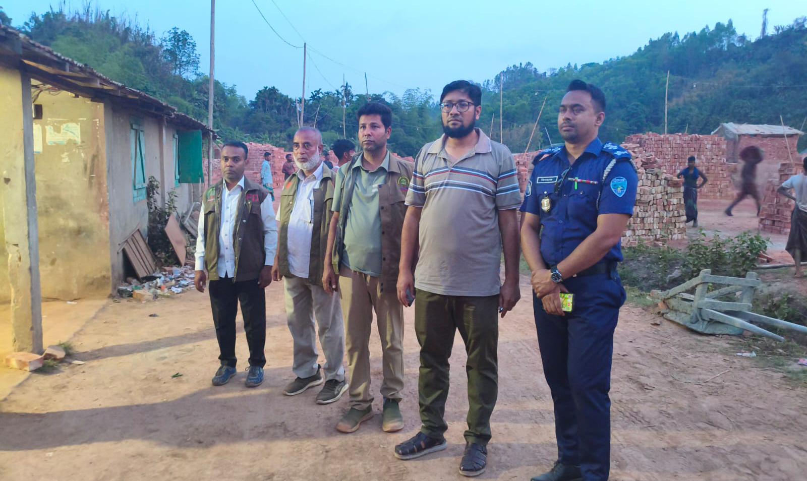 লামায় তিনটি ইটভাটায় অভিযানে ৬ লক্ষ টাকা জরিমানা – দৈনিক আজাদী লামায় তিনটি ইটভাটায় অভিযানে ৬ লক্ষ টাকা জরিমানা – দৈনিক আজাদী