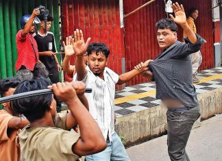 ছাত্রদল-শিবির দুই দফা সংঘর্ষ