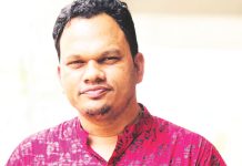 অনলাইনে ক্লাস নয়, শিক্ষাপ্রতিষ্ঠান খোলা রাখুন