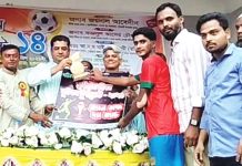 বাঁশখালীতে স্বাধীনতা দিবস ফুটবল টুর্নামেন্টের ফাইনালে ছনুয়া