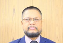 রক্তের রেখা থেকে চেতনার আলো