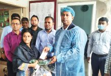 জেলা প্রশাসকের সহযোগিতা পেল অসুস্থ নবজাতক ও প্রসূতি মা