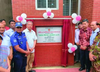 সরকার স্বাস্থ্য ও শিক্ষাখাতকে বিশেষভাবে গুরুত্ব দিচ্ছে