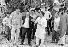 হাটহাজারীতে খাল খনন কাজ পরিদর্শনে প্রধানমন্ত্রী কার্যালয়ের মুখ্যসচিব