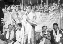 সন্তানদের লেখাপড়ার পাশাপাশি ধর্মীয় শিক্ষায় শিক্ষিত করে গড়ে তুলতে হবে