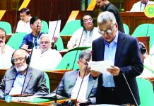 অর্থনীতিকে অগ্রসর, অন্তর্ভুক্তিমূলক ও টেকসই করতে সরকার প্রতিশ্রুতিবদ্ধ : অর্থমন্ত্রী