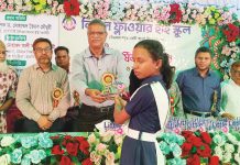 লিটল ফ্লাওয়ার হাইস্কুলে বার্ষিক ক্রীড়ার পুরস্কার বিতরণী