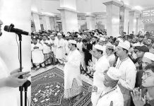 ফটিকছড়িতে হযরত সৈয়দ গোলামুর রহমান মাইজভাণ্ডারীর (ক.) চাহরাম