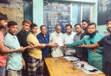 পটিয়ায় সিএনজি সমবায় সমিতির চেক হস্তান্তর
