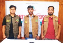 আমেরিকার তৈরি পিস্তল নিয়ে ধরা চট্টগ্রামের পাঁচ মামলার আসামি